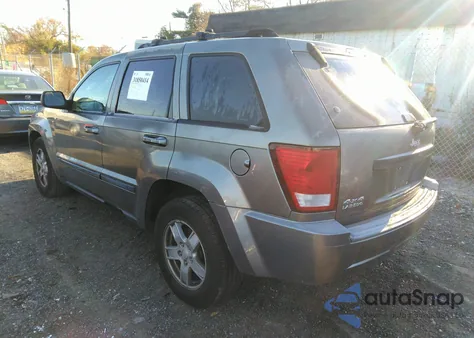 2007 Jeep Grand Cherokee Laredo z USA, uszkodzony, nr VIN 1J8GR48K67C644864